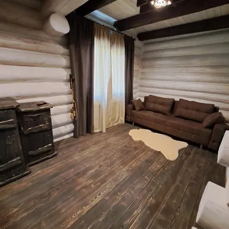 Mountain White House гостинний двір 4*