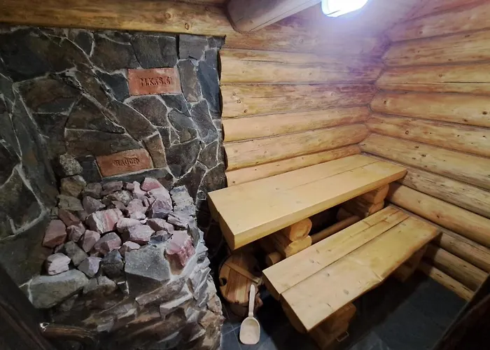 Mountain White House гостинний двір