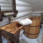Mountain White House гостинний двір Guest house 4*