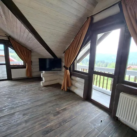 Mountain White House гостинний двір Гостевой дом 4*