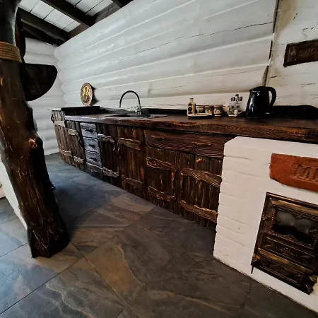 Guest house Mountain White House гостинний двір